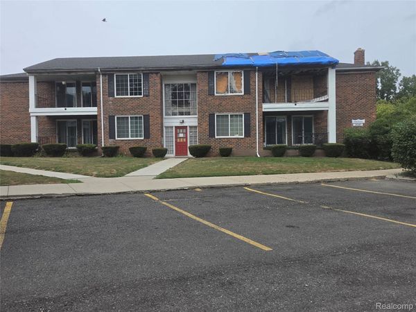 25361 Shiawassee Circle, Unit APT 202, Southfield, Mi 48033