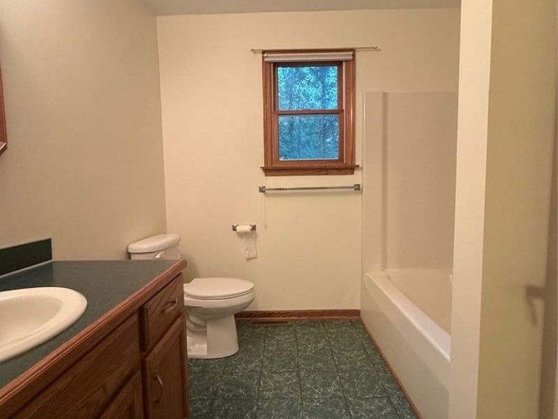 8 Apache Trail, Malvern, OH 44644 Photo 21