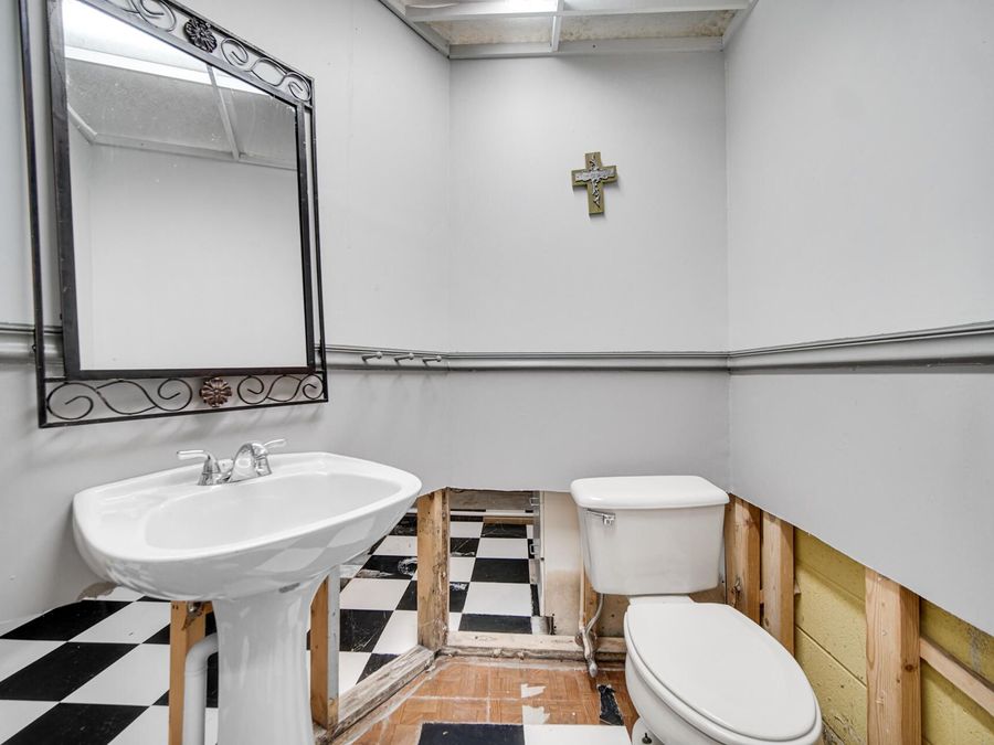Property Image 35