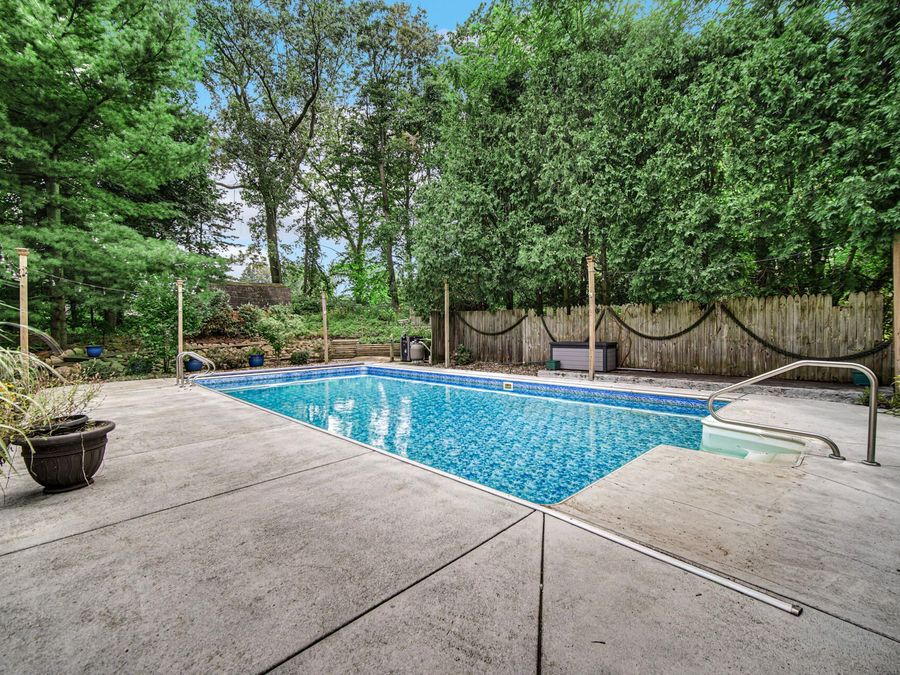 Property Image 44