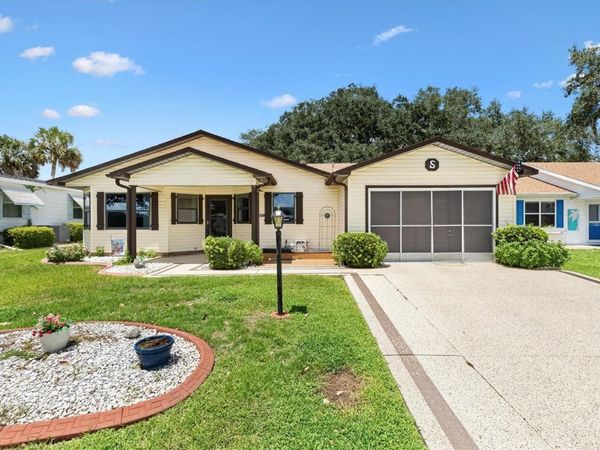 1532 E SCHWARTZ BOULEVARD, LADY LAKE, FL 32159