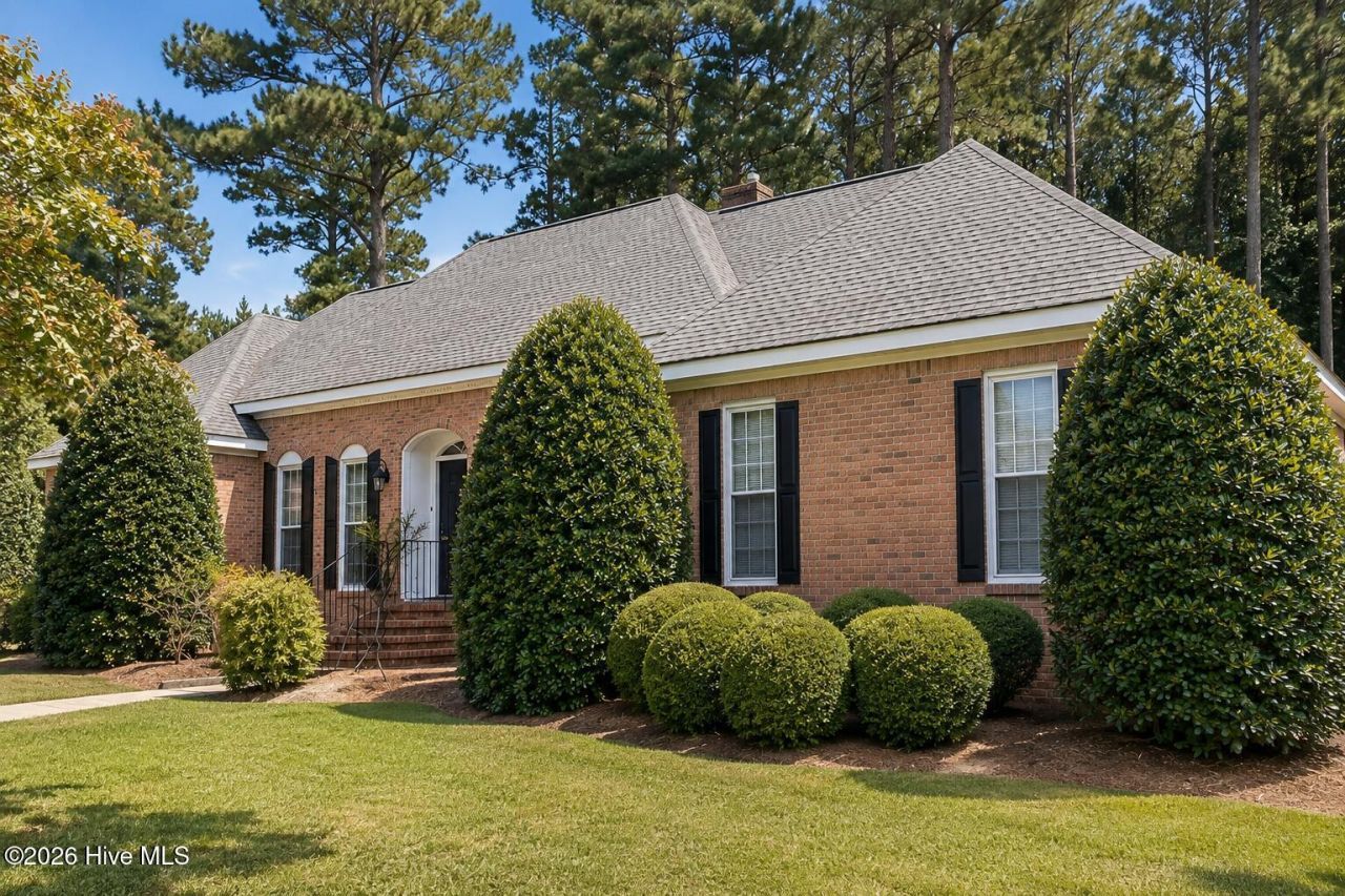 205 Thomas Place, Washington, NC 27889 Main Photo