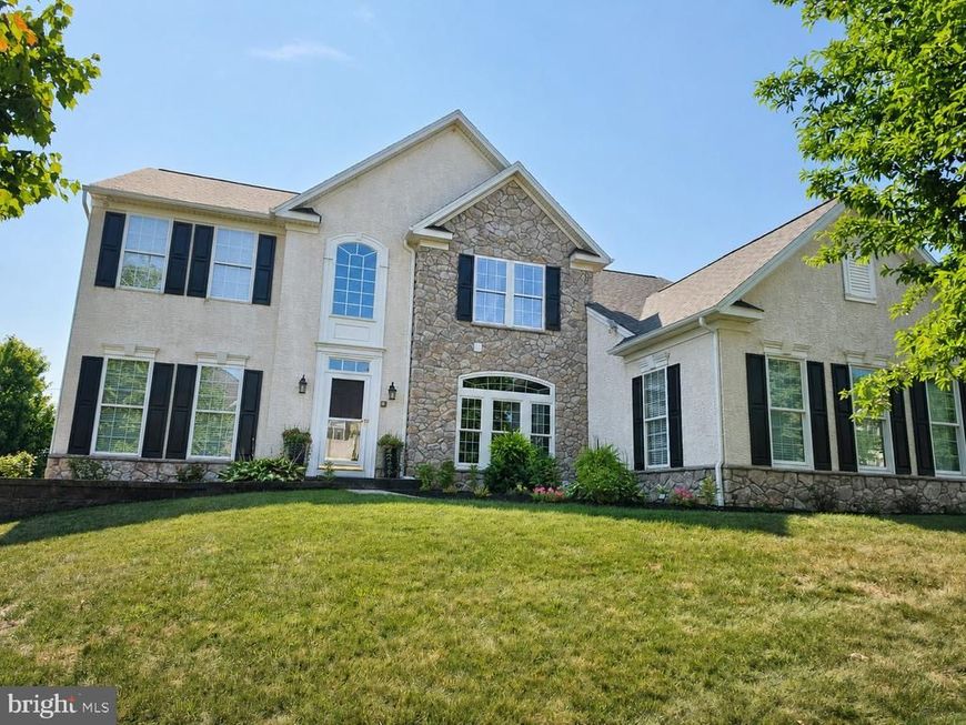 3 Hidden Brook Way , Sinking Spring, PA 19608 Main Photo