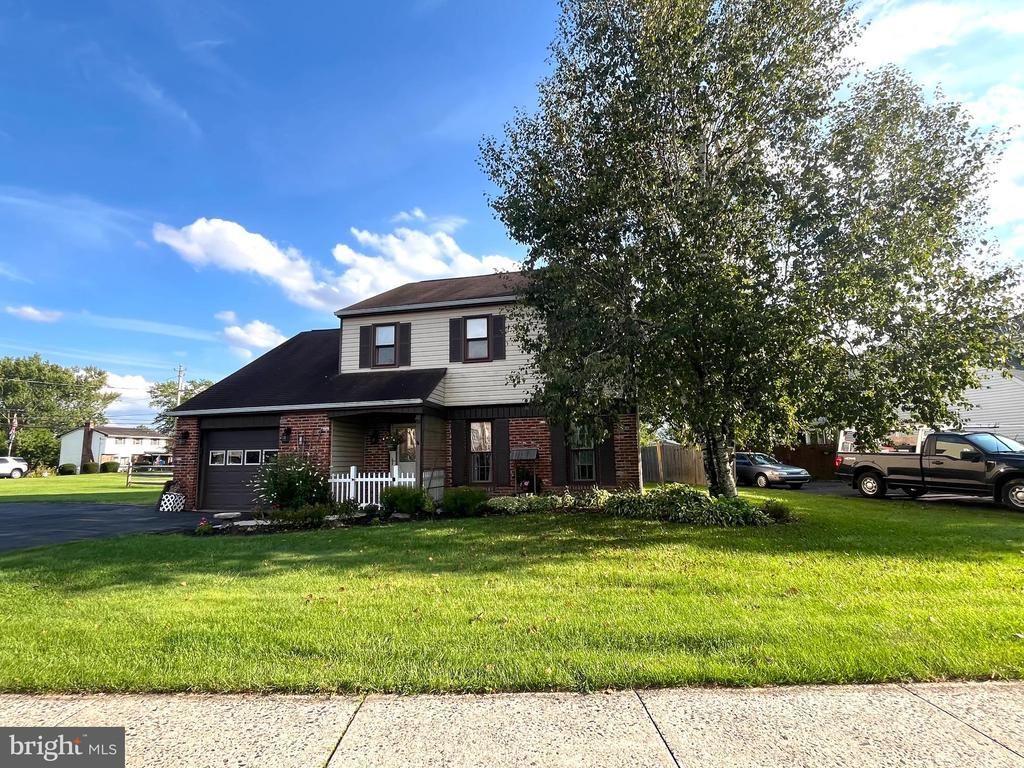 881 DEPOT LANE, QUAKERTOWN, PA 18951