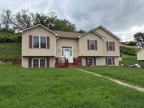 119 Franklin AVE , Vinton, VA 24179