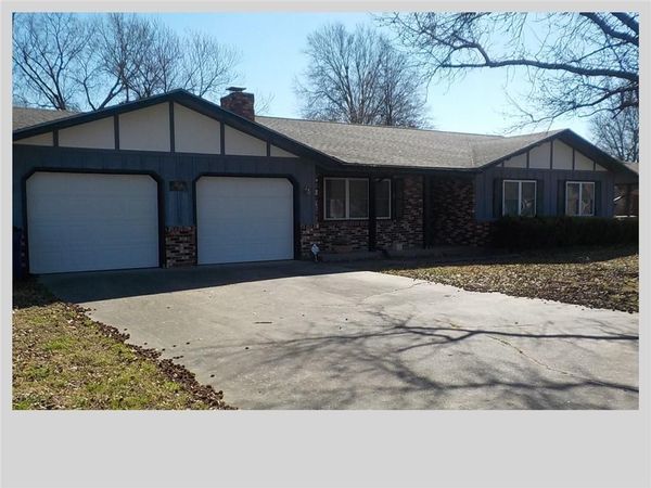 307 Centennial Avenue, Coffeyville, KS 67337
