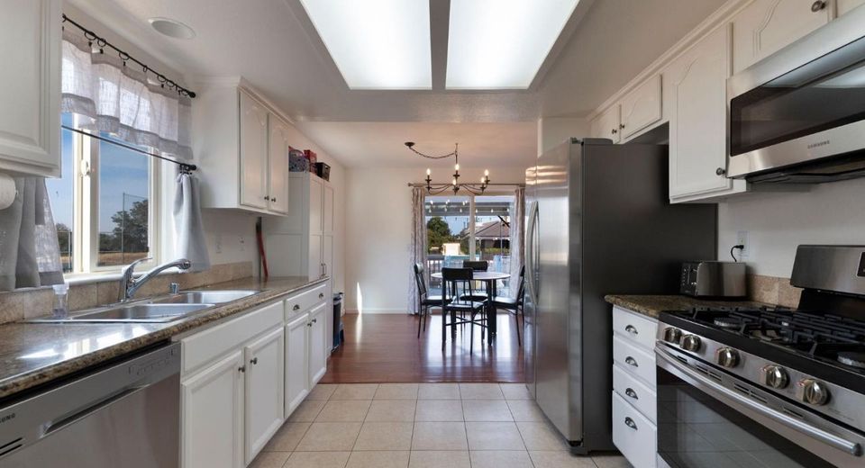 90 Westview Dr, Jackson, CA 95642 Photo