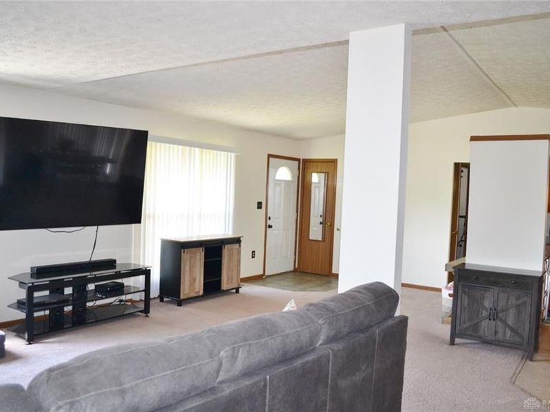 846 Aspen Road, New Carlisle, OH 45344 Photo 9
