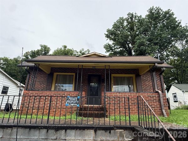 426 Bouchelle Street, Morganton, NC 28655