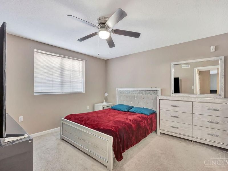 5970 Colerain Avenue, Unit 1, Green Township, OH 45239 Photo 13