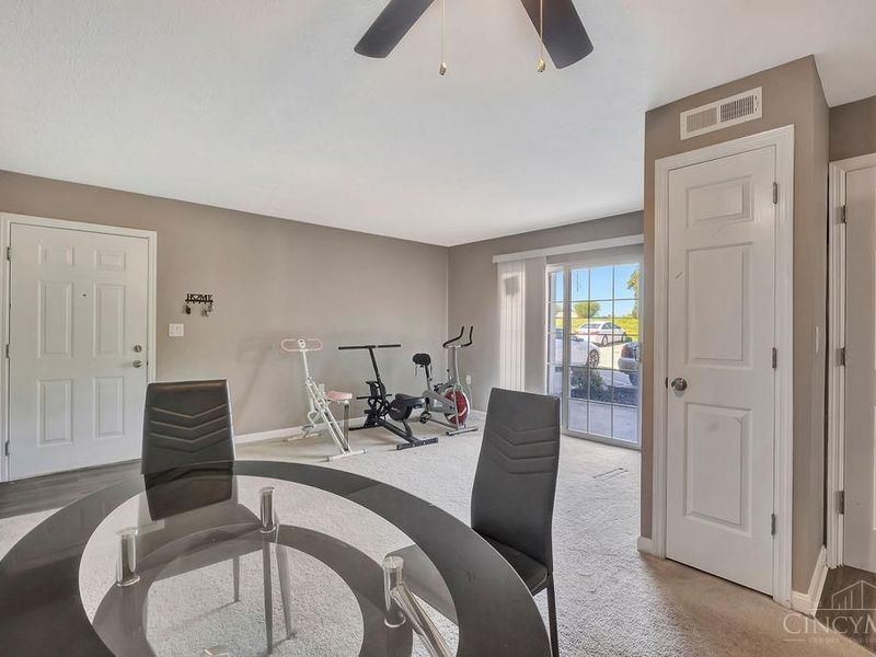 5970 Colerain Avenue, Unit 1, Green Township, OH 45239 Photo 6