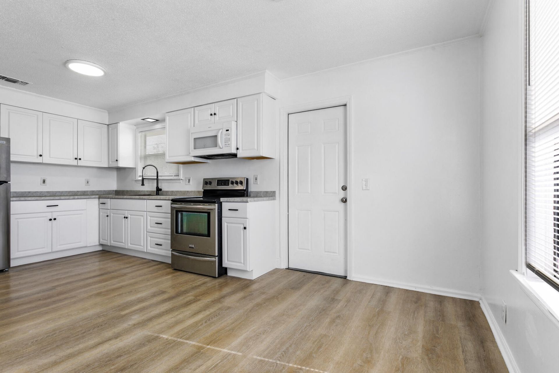 1464 W 32nd Street, Riviera Beach, FL 33404 Photo