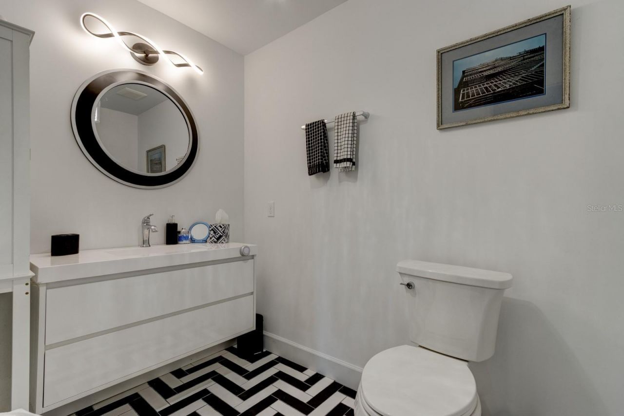 101 Sea Street, New Smyrna Beach, FL 32168 Photo