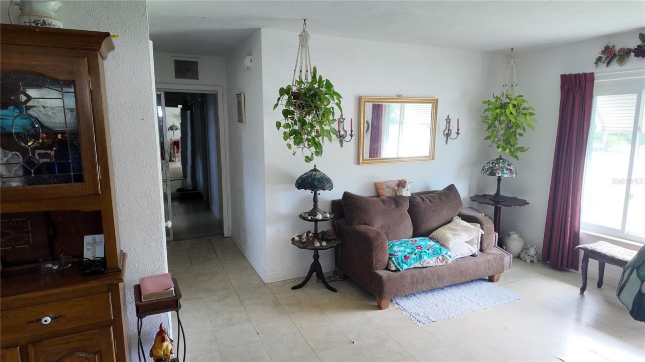 7485 17th Street N, Saint Petersburg, FL 33702 Photo