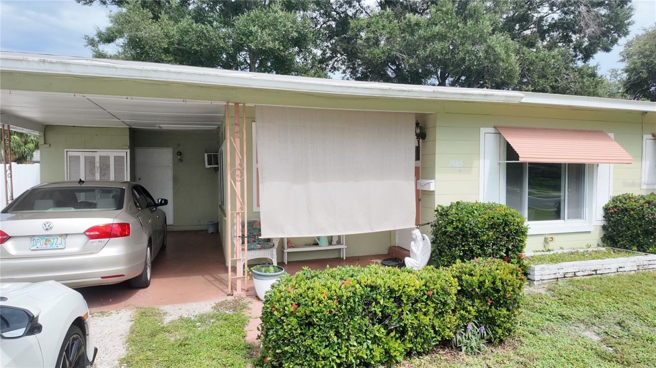 7485 17th Street N, Saint Petersburg, FL 33702 Photo