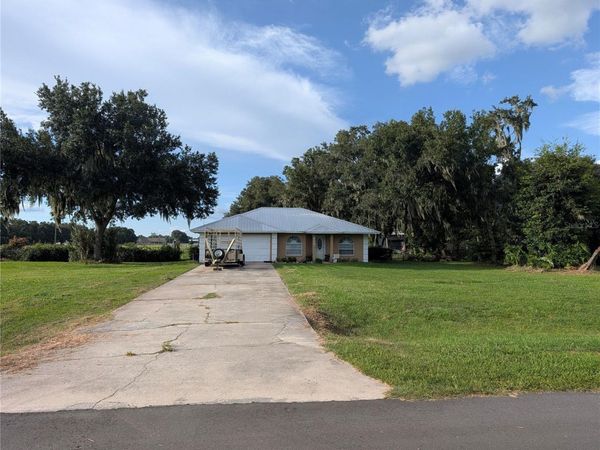 510 CLOVERLEAF DRIVE , LITHIA, FL 33547