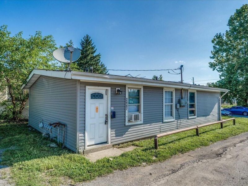 2445-2447 Hiawatha Street, Columbus, OH 43211 Photo 1