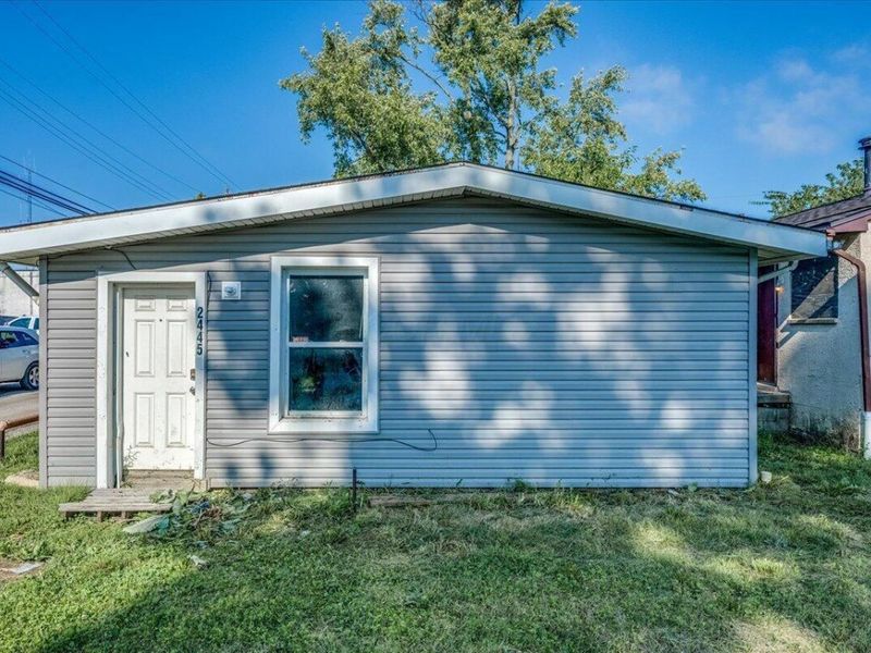 2445-2447 Hiawatha Street, Columbus, OH 43211 Photo 4
