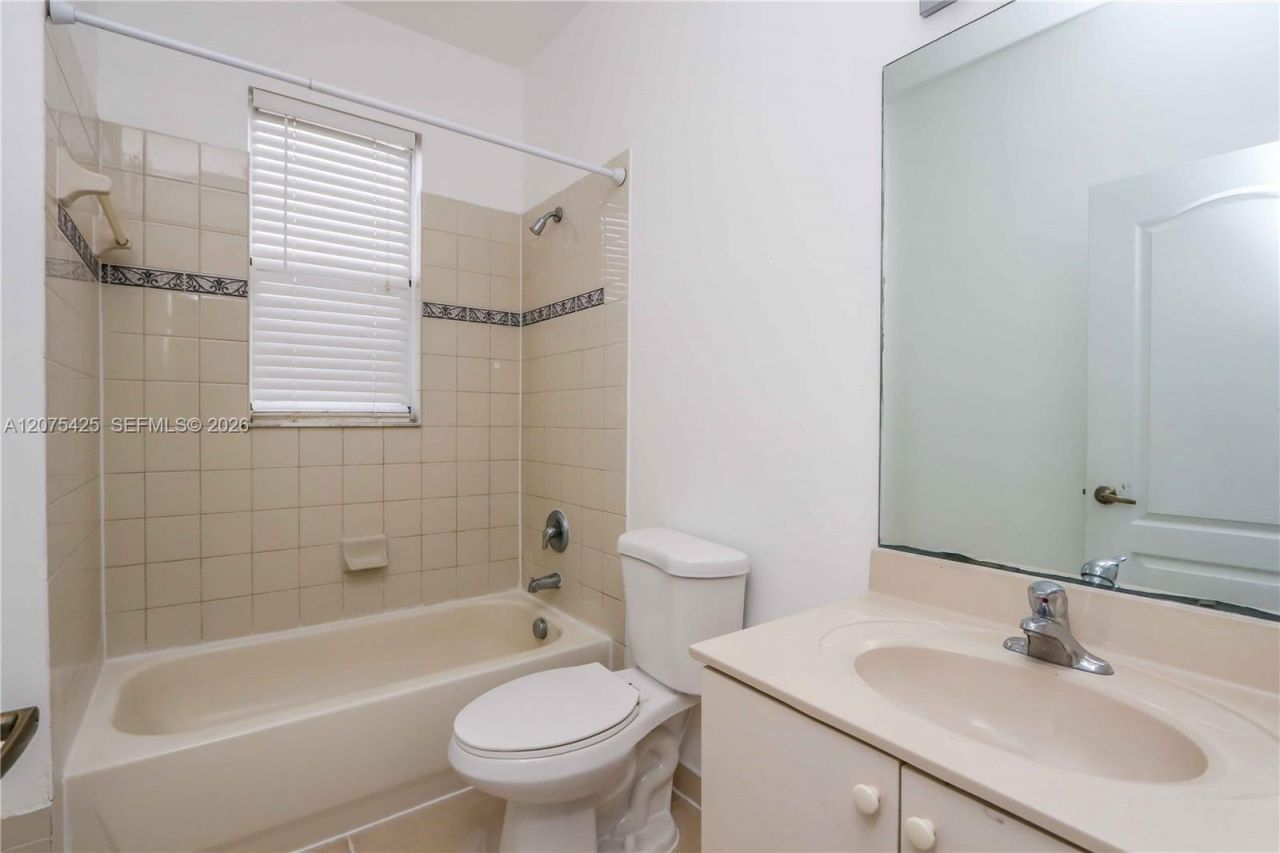 3955 NE 11th Dr , Unit 3955, Homestead, FL 33033 Photo
