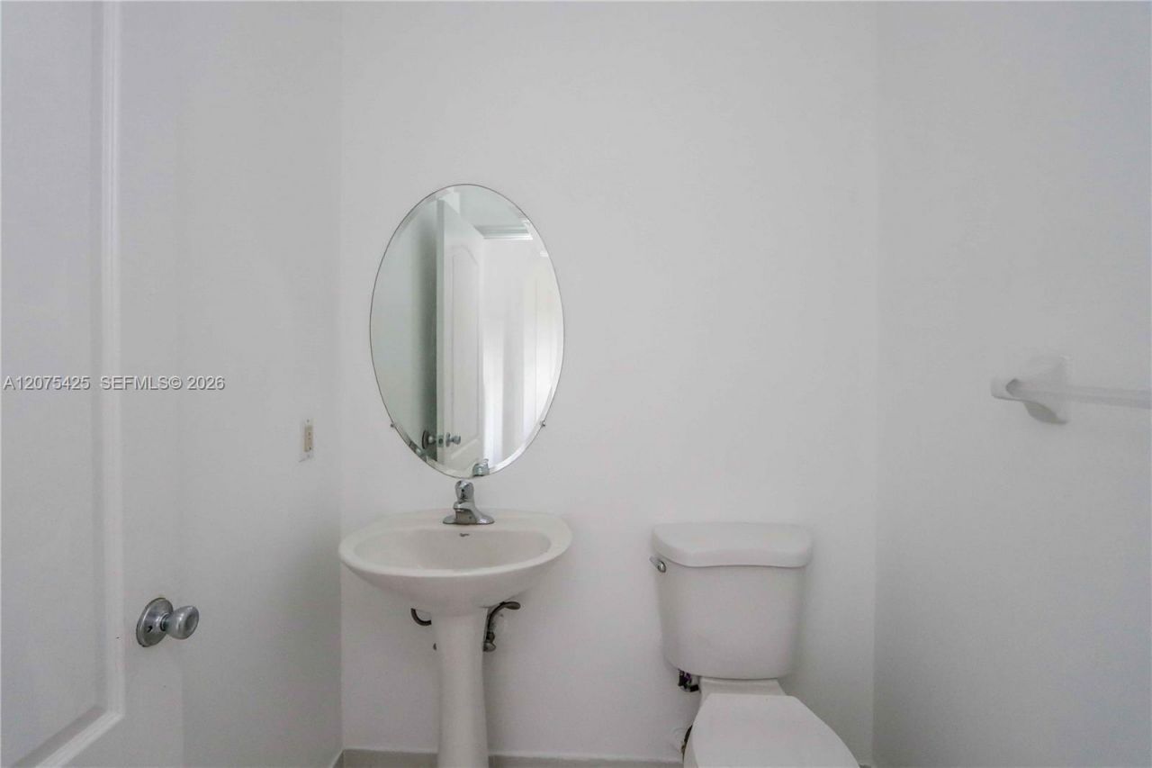 3955 NE 11th Dr , Unit 3955, Homestead, FL 33033 Photo