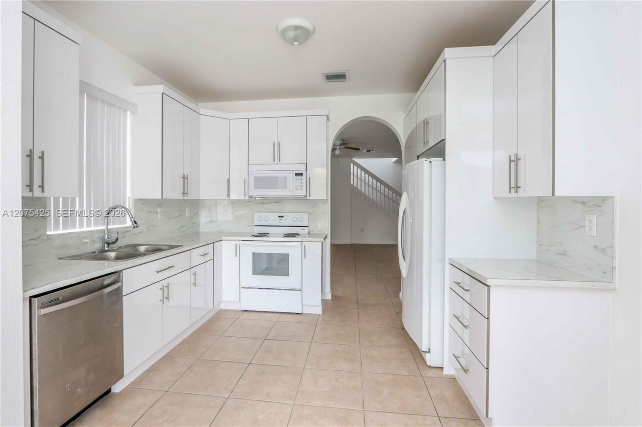 3955 NE 11th Dr , Unit 3955, Homestead, FL 33033 Photo