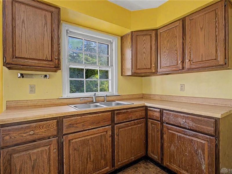 4015 E 4th Street, Dayton, OH 45403 Photo 16
