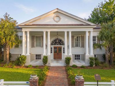 1714 Middle Street, Sullivans Island, SC 29482