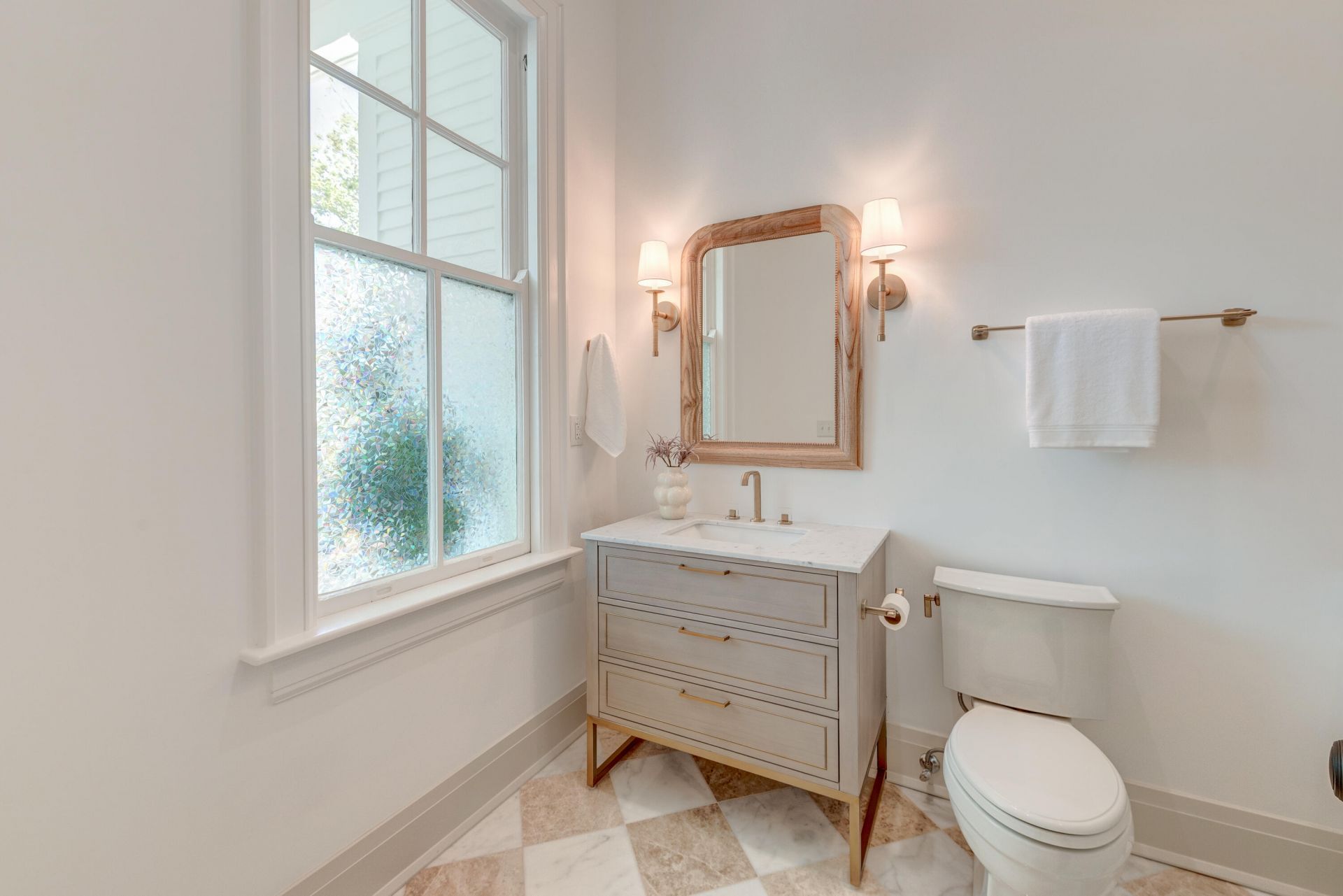 1714 Middle Street Photo 49