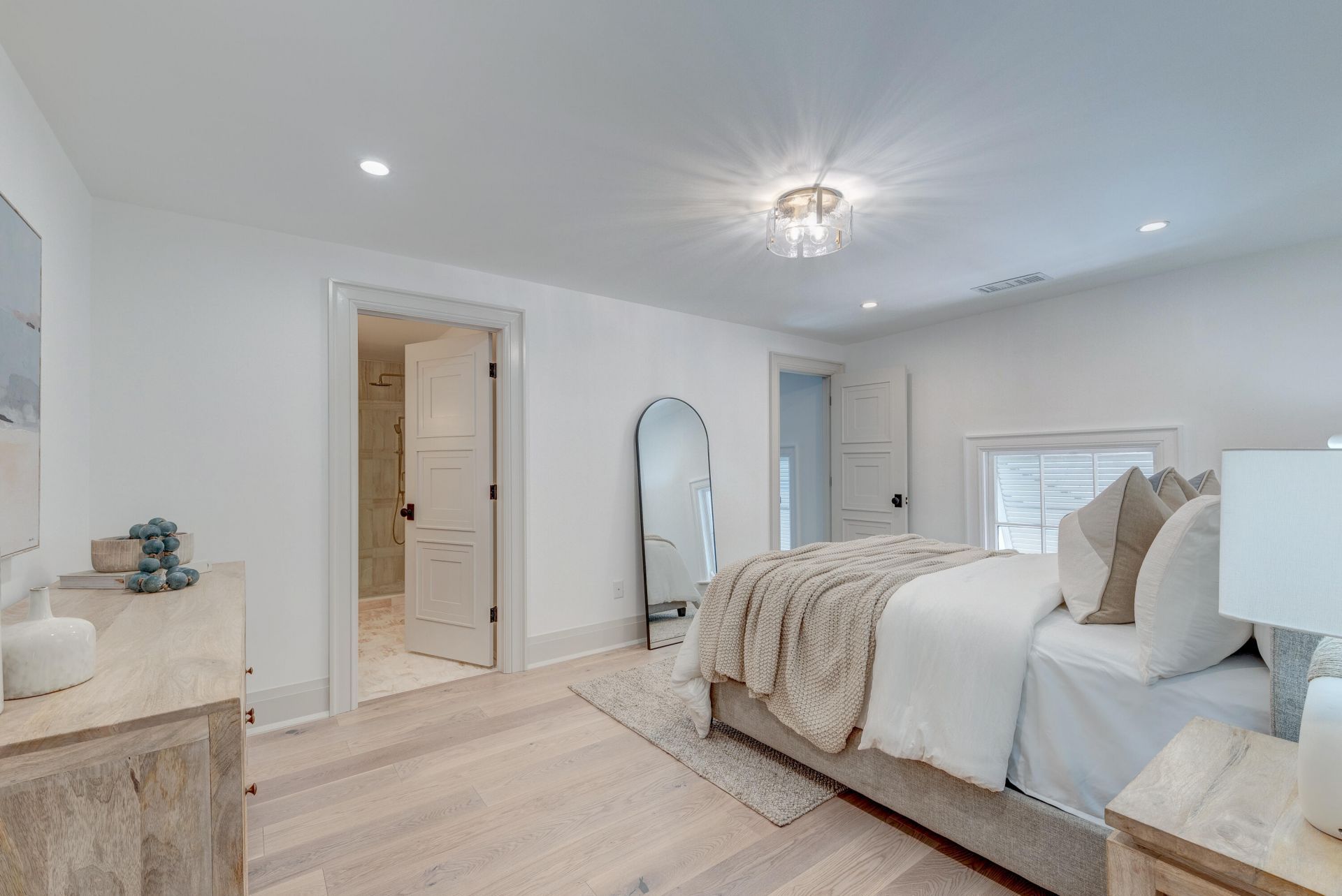 1714 Middle Street Photo 88