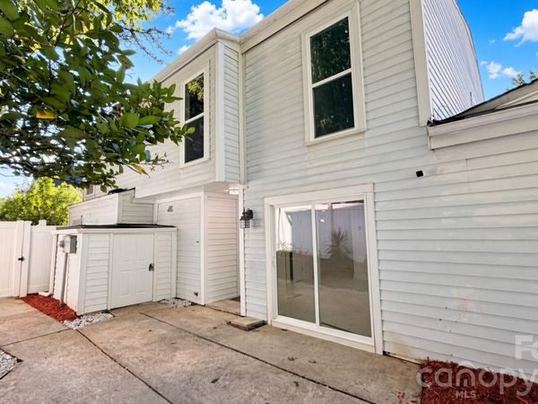 7107 Stonington Lane, Charlotte, NC 28227