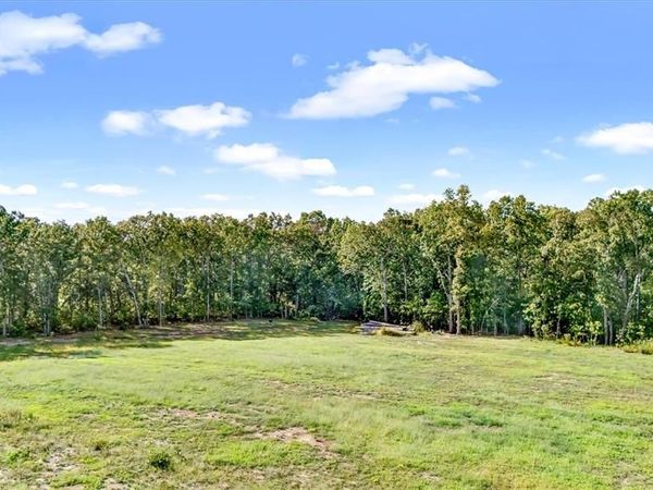448 Greenbriar Road , Leasburg, MO 65535