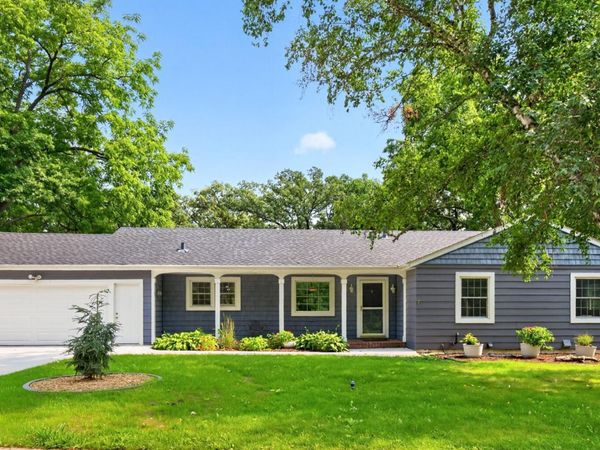1516 Woodland Drive SW, Rochester, MN 55902