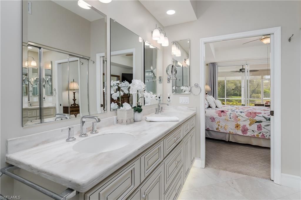 6760 Beach Resort Dr , Unit 5, Naples, FL 34114 Photo