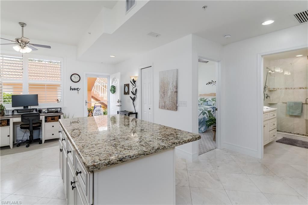6760 Beach Resort Dr , Unit 5, Naples, FL 34114 Photo