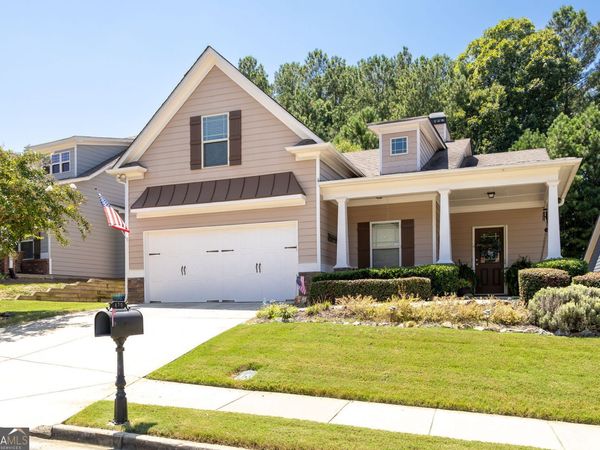 429 Hawthorne Ridge Circle, Dallas, GA 30132