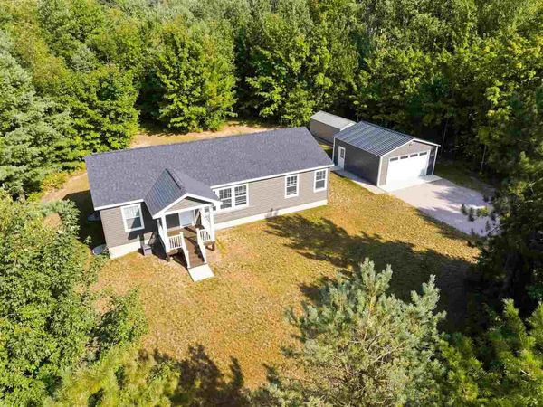 387 Silver Creek Road, Petoskey, MI 49770