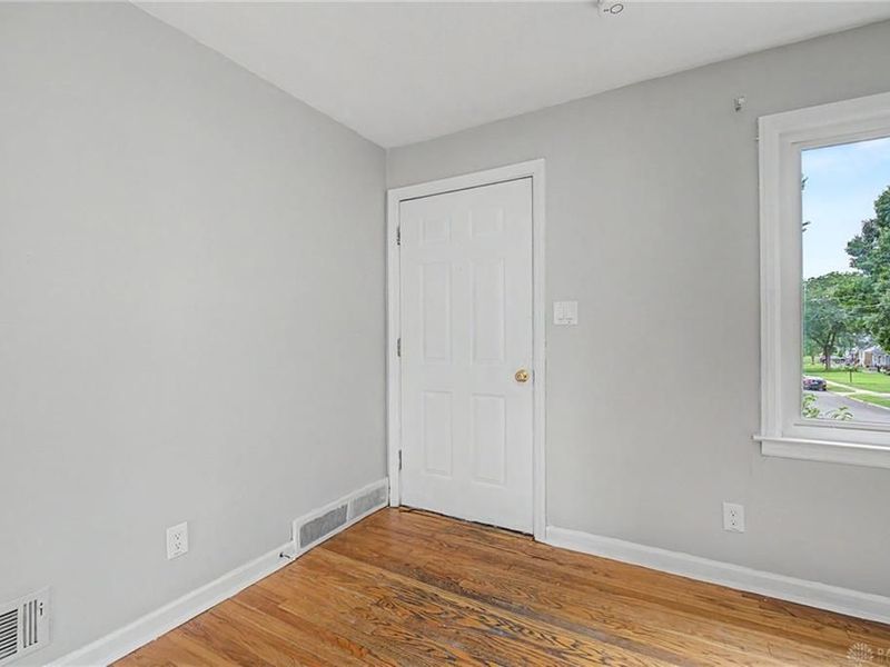 1221 Brookview Avenue, Dayton, OH 45409 Photo 7