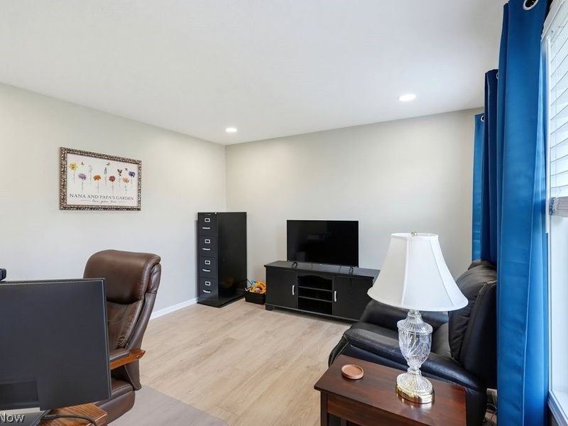 851 Susan Road, Ravenna, OH 44266 Photo 6