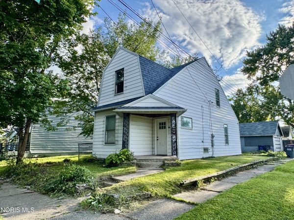 1102 White Street, Toledo, OH 43605