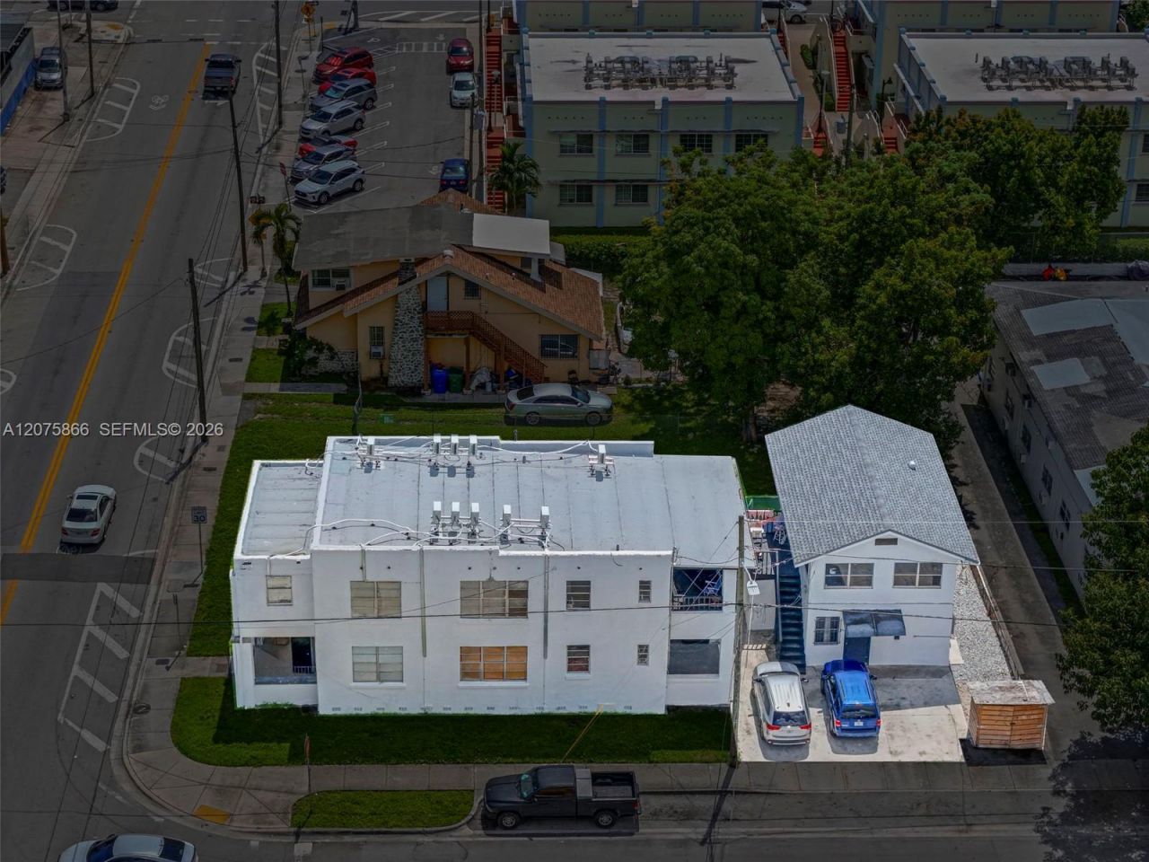 500 SW 8th Ave , Miami, FL 33130 Photo