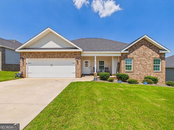 405 Ledford Way, Bonaire, GA 31005