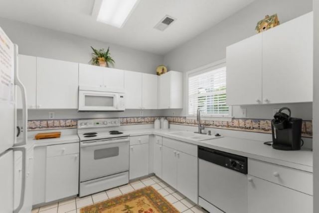 5751 Oyster Catcher Dr. Photo 6