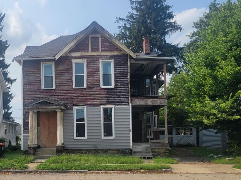 108 W Locust Street, Newark, OH 43055 Photo 2