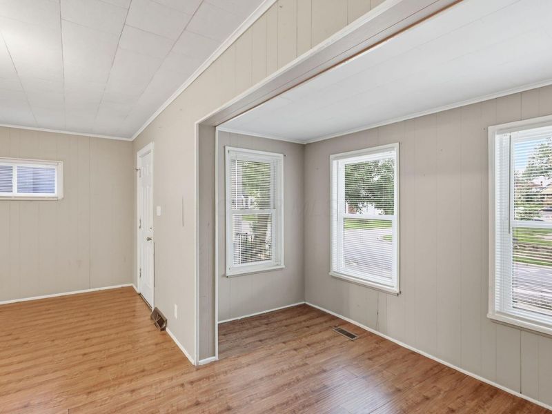 264 N Eureka Avenue, Columbus, OH 43204 Photo 9