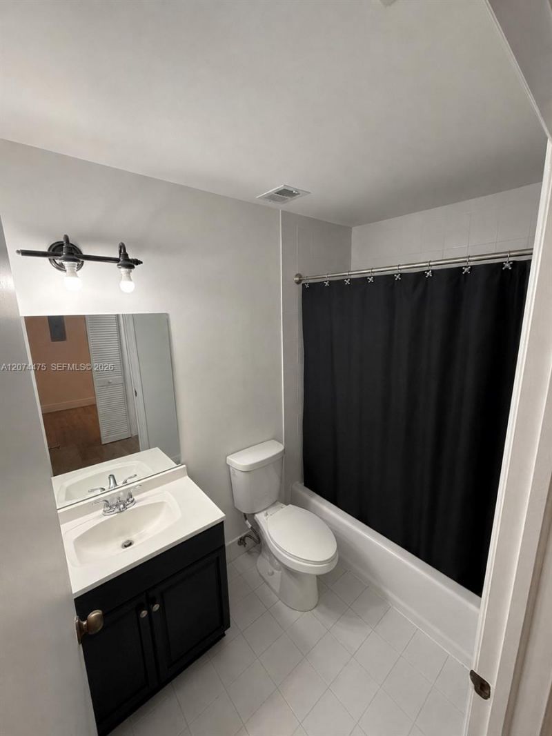 Please Call For Address, Unit 1406, Miami, FL 33183 Photo