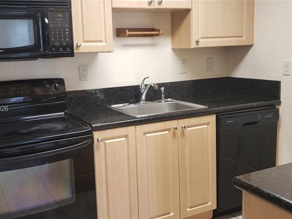 10785 SW 108th Ave , Unit 105, Miami, FL 33176