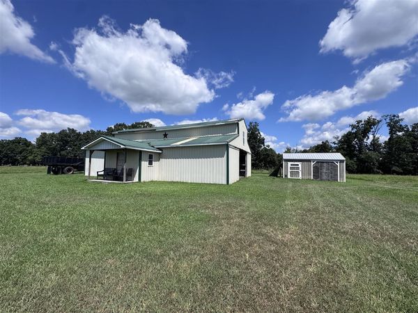 3906 Union Chapel Road , Scottsville, KY 42164