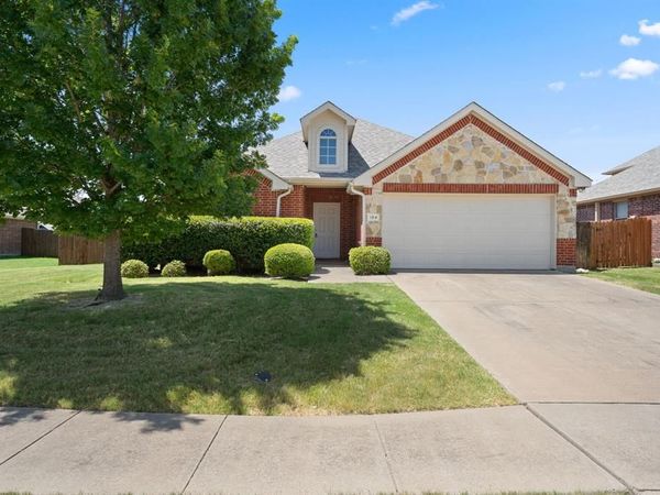 104 Holly Street, Waxahachie, TX 75165