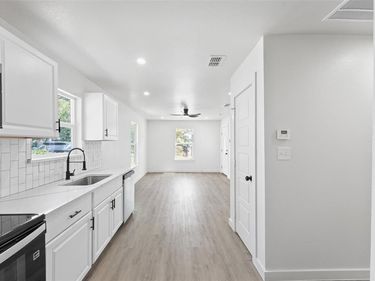 1823 Atlas Drive, Dallas, TX 75216