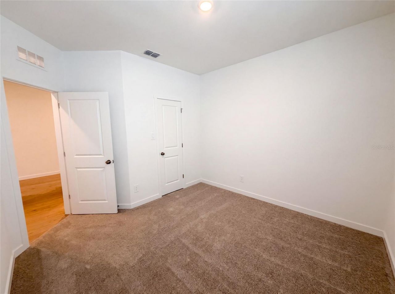 347 Puma Loop , Groveland, FL 34736 Photo